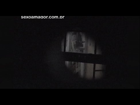 ❤️ Blondie ichi bo'sh g'ishtlar orqasida yashiringan qo'shni voyeur tomonidan yashirincha videoga tushadi ❌ Super porno uz.assay-define-smartlink.ru ﹏